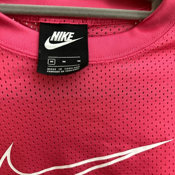 Nike Mesh Short/Cropped Top, Pink/Size M 💗 - Picture 3 of 3